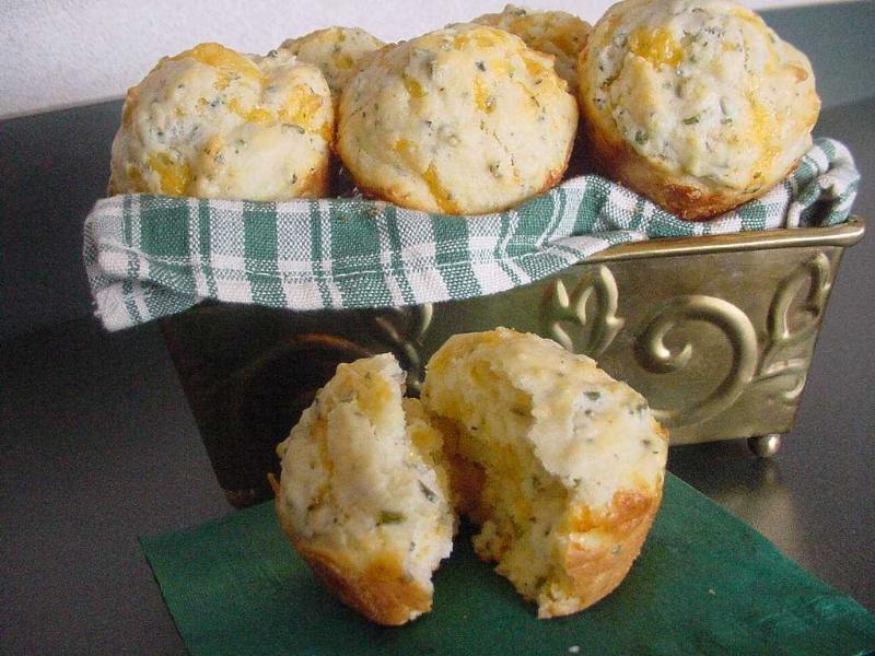 Cheesy Chive Muffins